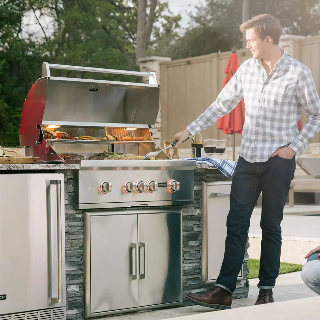 Outdoor Kitchens